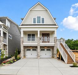 7834 Laurel Avenue, Madeira, OH 45243