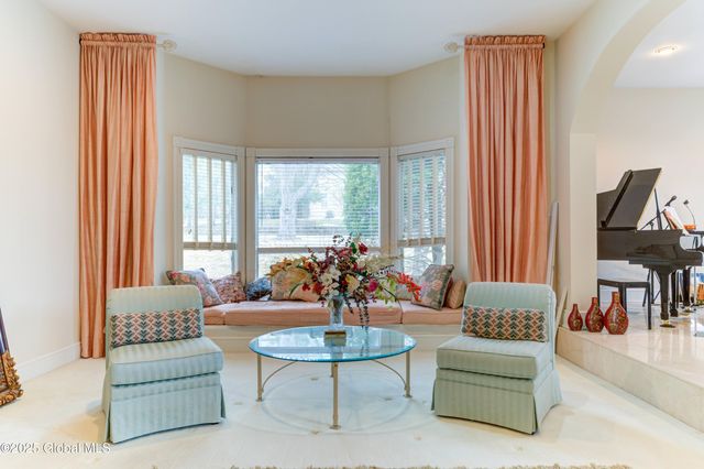 8 Sage Estates, Menands, NY 12204