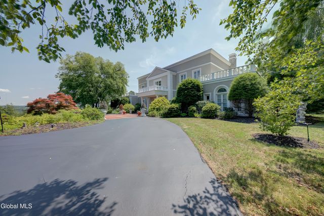 8 Sage Estates, Menands, NY 12204