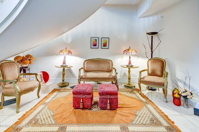 8 Sage Estates, Menands, NY 12204