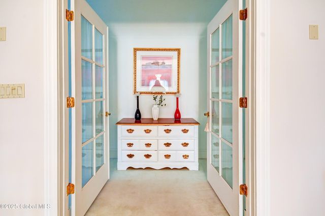 8 Sage Estates, Menands, NY 12204