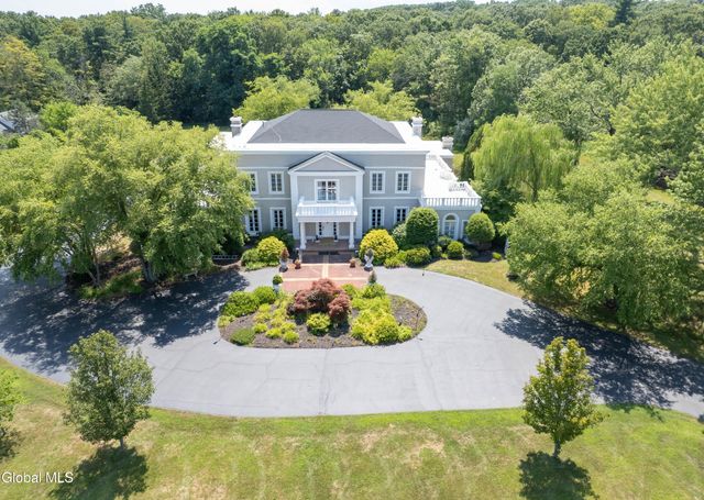 8 Sage Estates, Menands, NY 12204