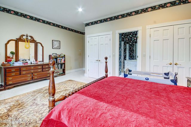 8 Sage Estates, Menands, NY 12204