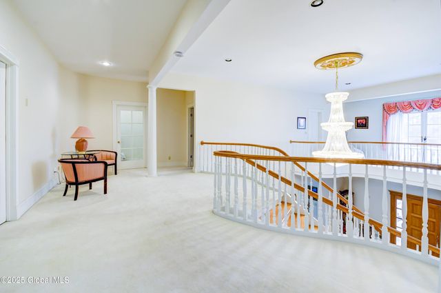 8 Sage Estates, Menands, NY 12204