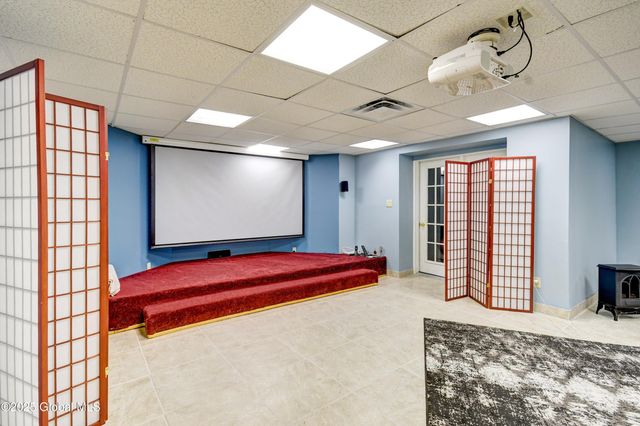 8 Sage Estates, Menands, NY 12204