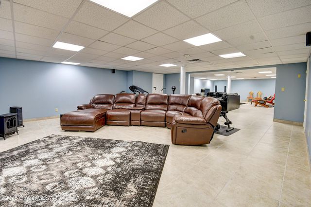 8 Sage Estates, Menands, NY 12204