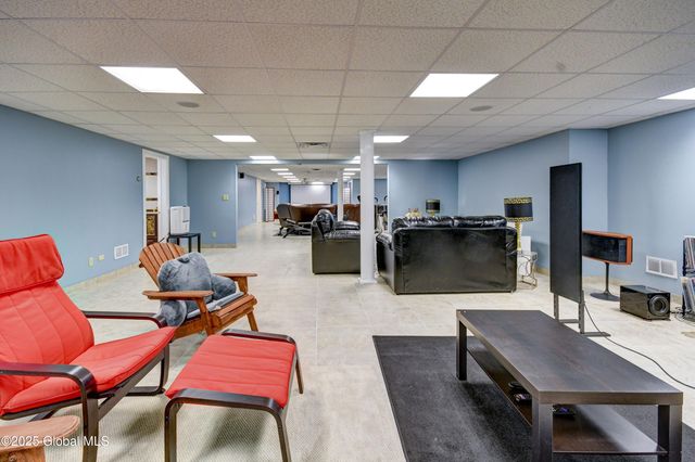 8 Sage Estates, Menands, NY 12204