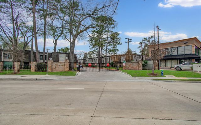 12633 Memorial Drive 152, Houston, TX 77024