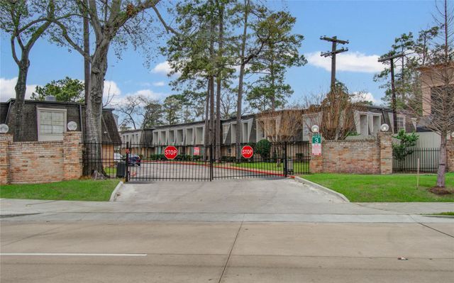 12633 Memorial Drive 152, Houston, TX 77024