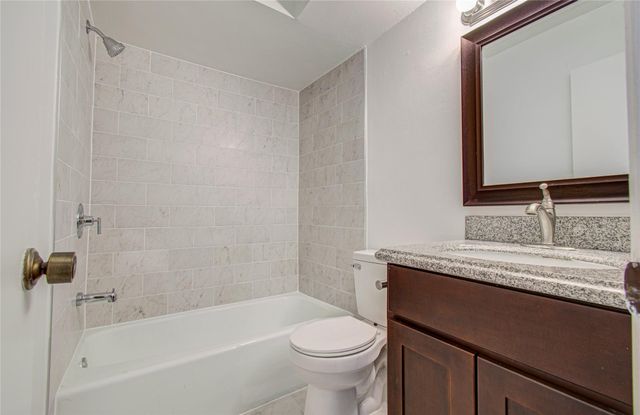 12633 Memorial Drive 152, Houston, TX 77024