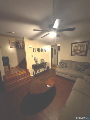 118 Fairmount Street, Waterbury, CT 06706