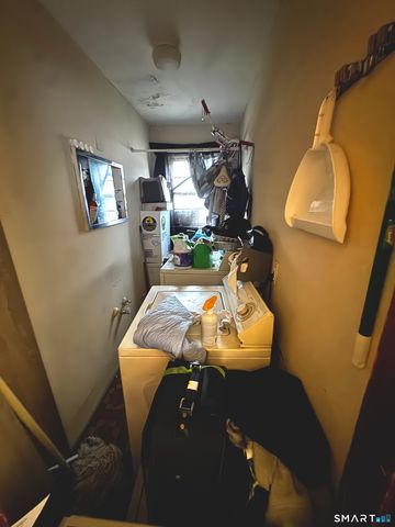 118 Fairmount Street, Waterbury, CT 06706