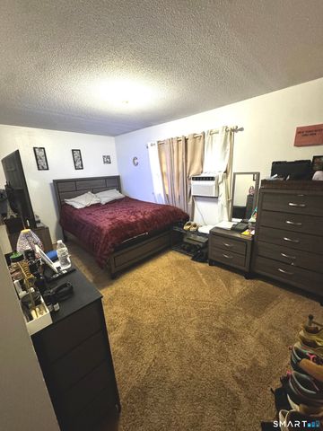 118 Fairmount Street, Waterbury, CT 06706