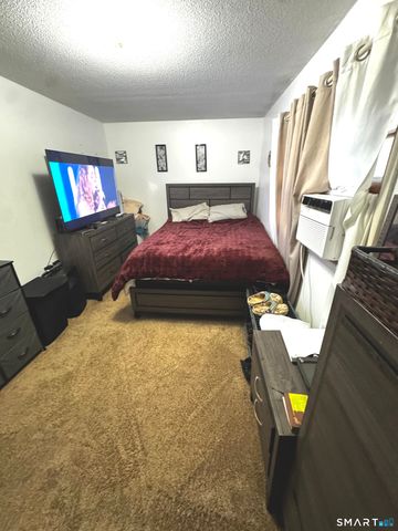 118 Fairmount Street, Waterbury, CT 06706