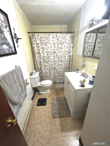 118 Fairmount Street, Waterbury, CT 06706