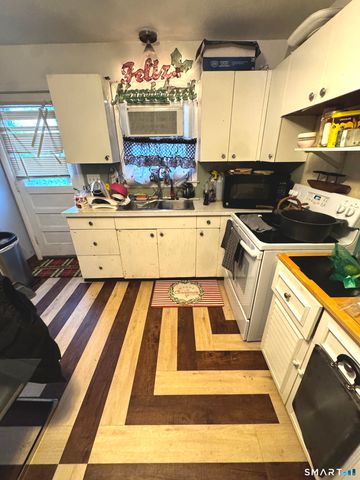 118 Fairmount Street, Waterbury, CT 06706