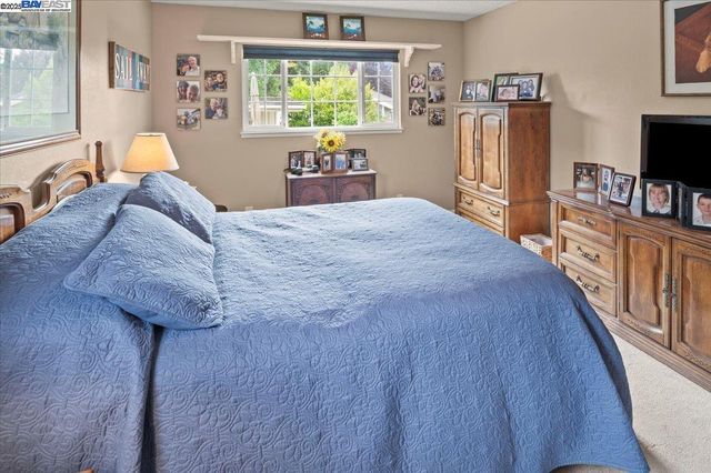 4255 Circle Ave, Castro Valley, CA 94546