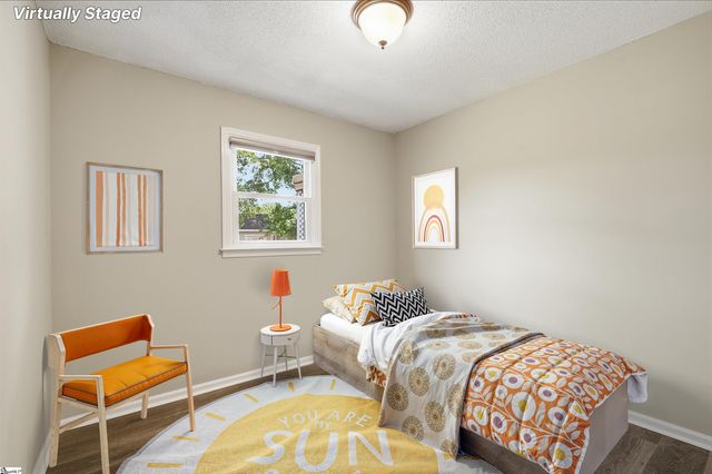 303 Jamie Court, Boiling Springs, SC 29316