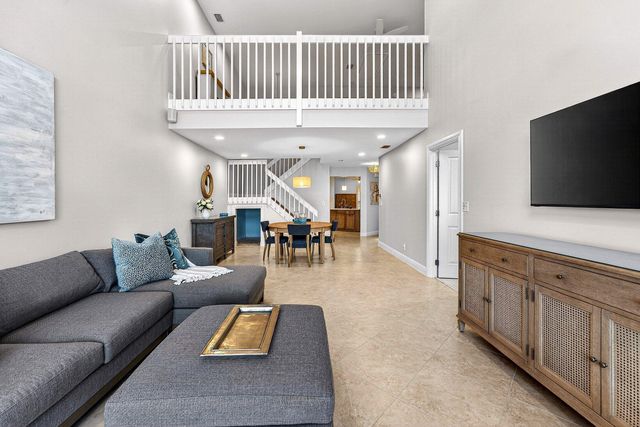 812 Ocean Dunes Circle, Jupiter, FL 33477