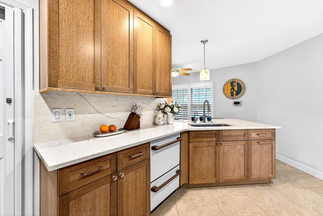 812 Ocean Dunes Circle, Jupiter, FL 33477