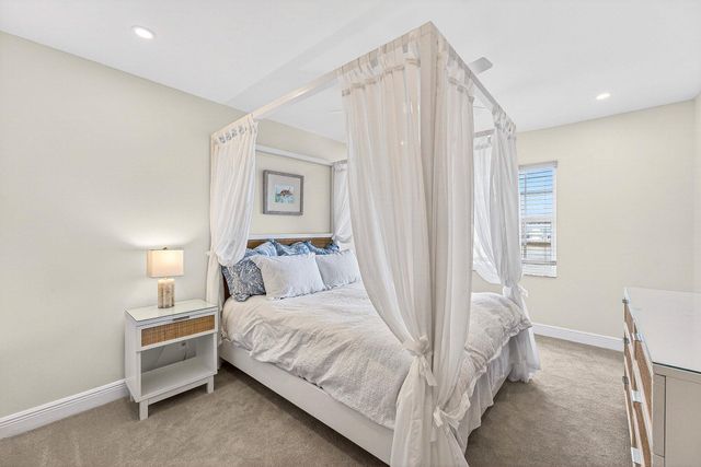 812 Ocean Dunes Circle, Jupiter, FL 33477