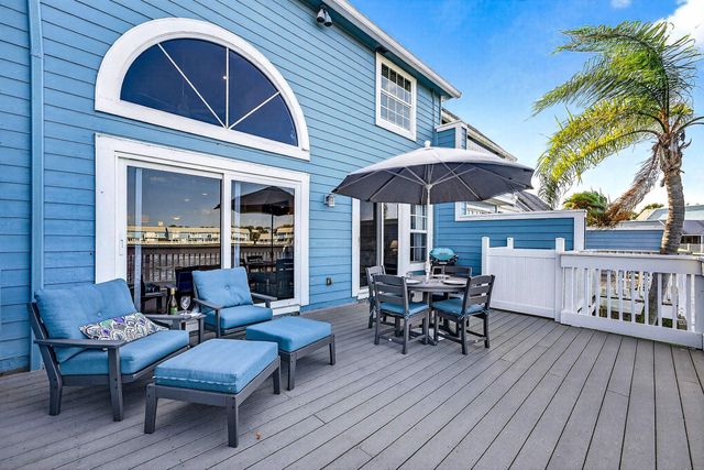 812 Ocean Dunes Circle, Jupiter, FL 33477