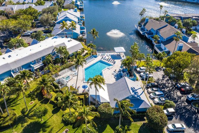 812 Ocean Dunes Circle, Jupiter, FL 33477