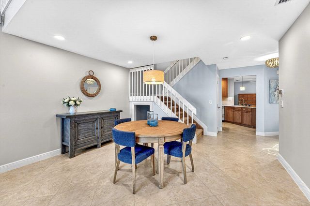 812 Ocean Dunes Circle, Jupiter, FL 33477