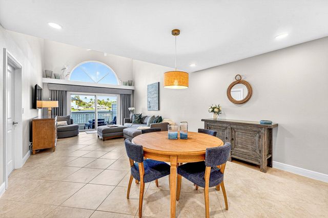 812 Ocean Dunes Circle, Jupiter, FL 33477