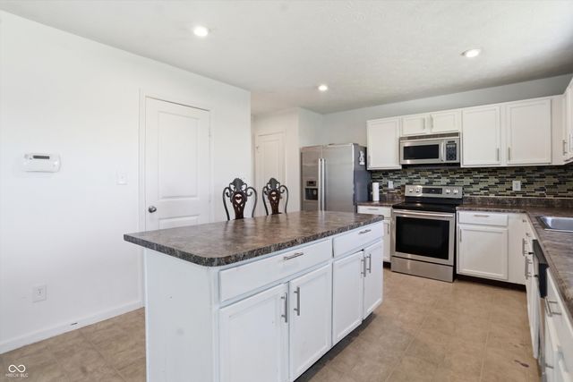 127 Dietz Drive, Greenwood, IN 46143