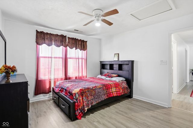 127 Dietz Drive, Greenwood, IN 46143