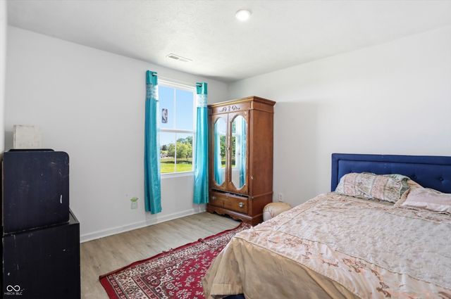 127 Dietz Drive, Greenwood, IN 46143