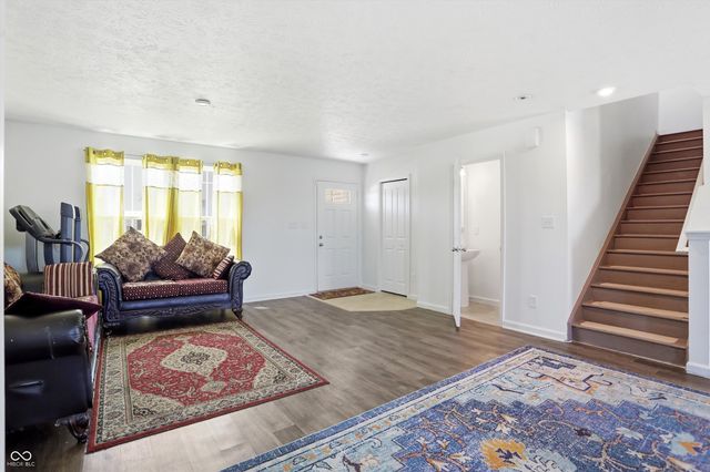 127 Dietz Drive, Greenwood, IN 46143
