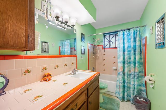 13922 Ambrose Street, Houston, TX 77045