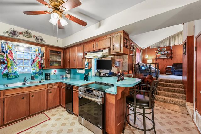 13922 Ambrose Street, Houston, TX 77045