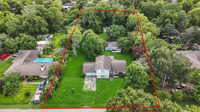 13922 Ambrose Street, Houston, TX 77045