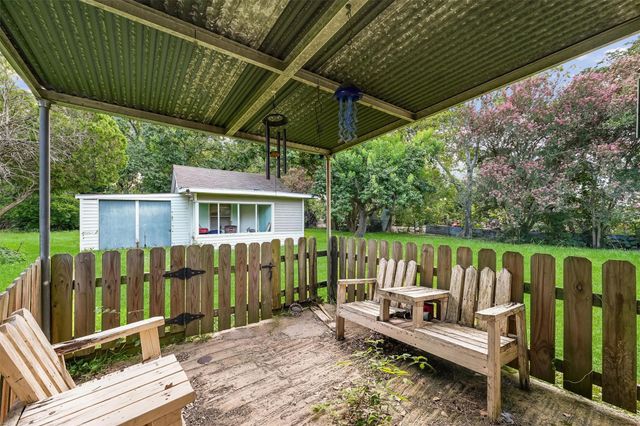 13922 Ambrose Street, Houston, TX 77045