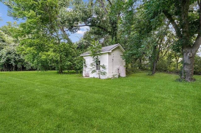 13922 Ambrose Street, Houston, TX 77045