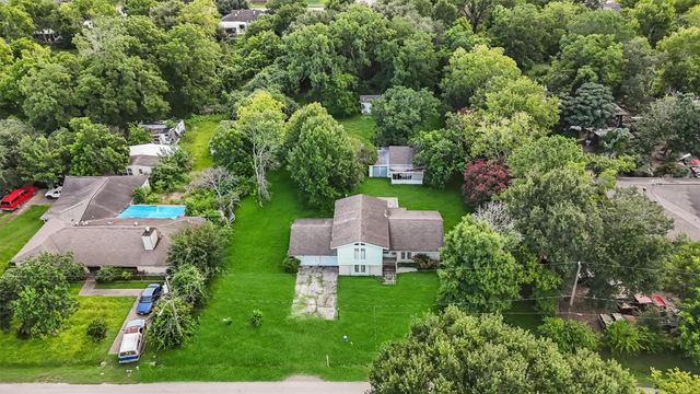 13922 Ambrose Street, Houston, TX 77045