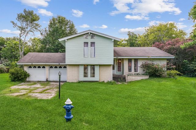 13922 Ambrose Street, Houston, TX 77045