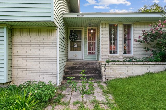 13922 Ambrose Street, Houston, TX 77045