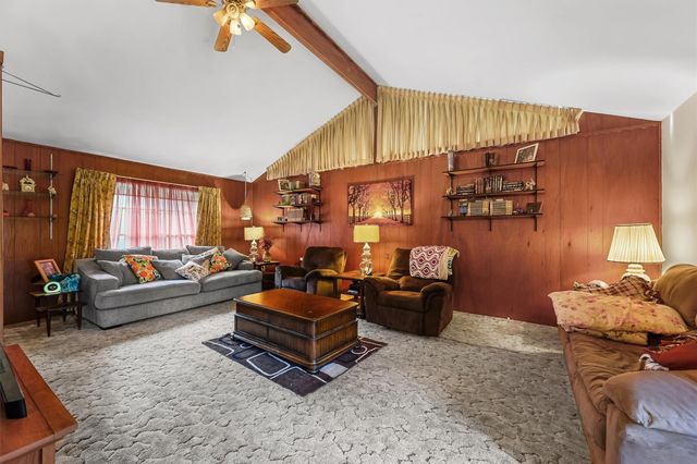 13922 Ambrose Street, Houston, TX 77045