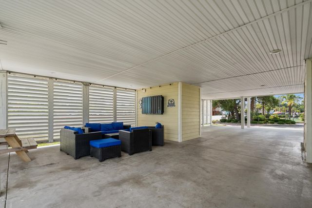 2302 Pointe Marsh Ln., North Myrtle Beach, SC 29582