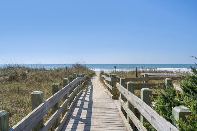 2302 Pointe Marsh Ln., North Myrtle Beach, SC 29582