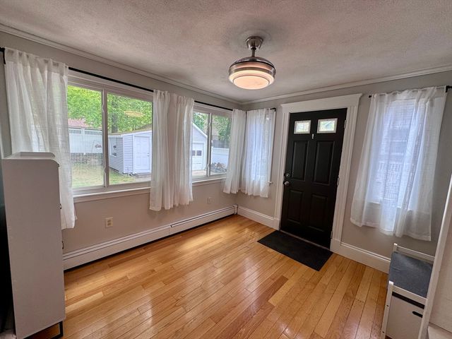 12 Palmer Ave, Saugus, MA 01906