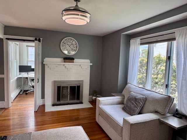 12 Palmer Ave, Saugus, MA 01906