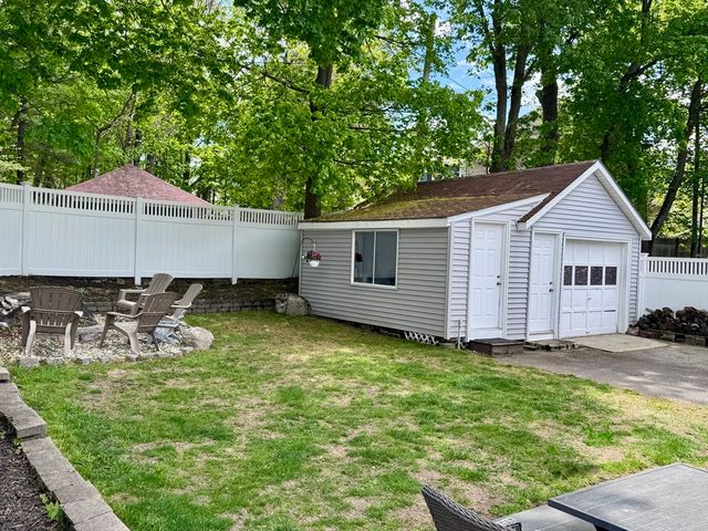 12 Palmer Ave, Saugus, MA 01906