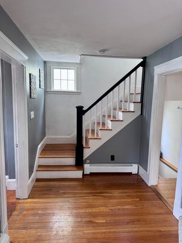 12 Palmer Ave, Saugus, MA 01906