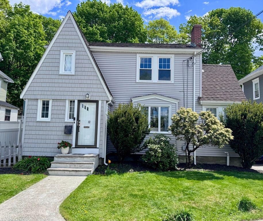 12 Palmer Ave, Saugus, MA 01906