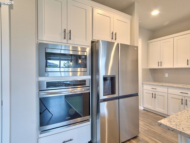 3686 Ne PIONEER St, Camas, WA 98607